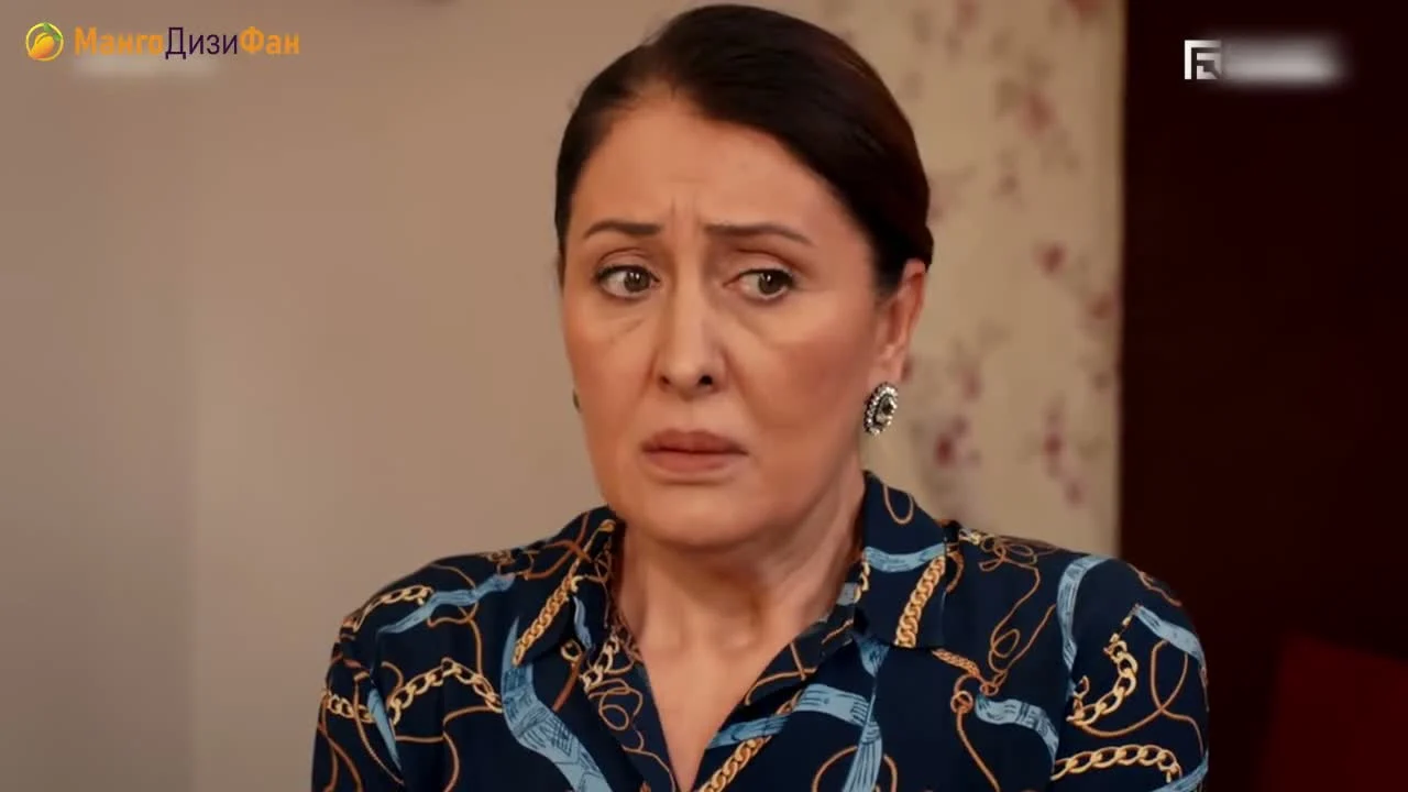 Кадры из сериала Между (2025)